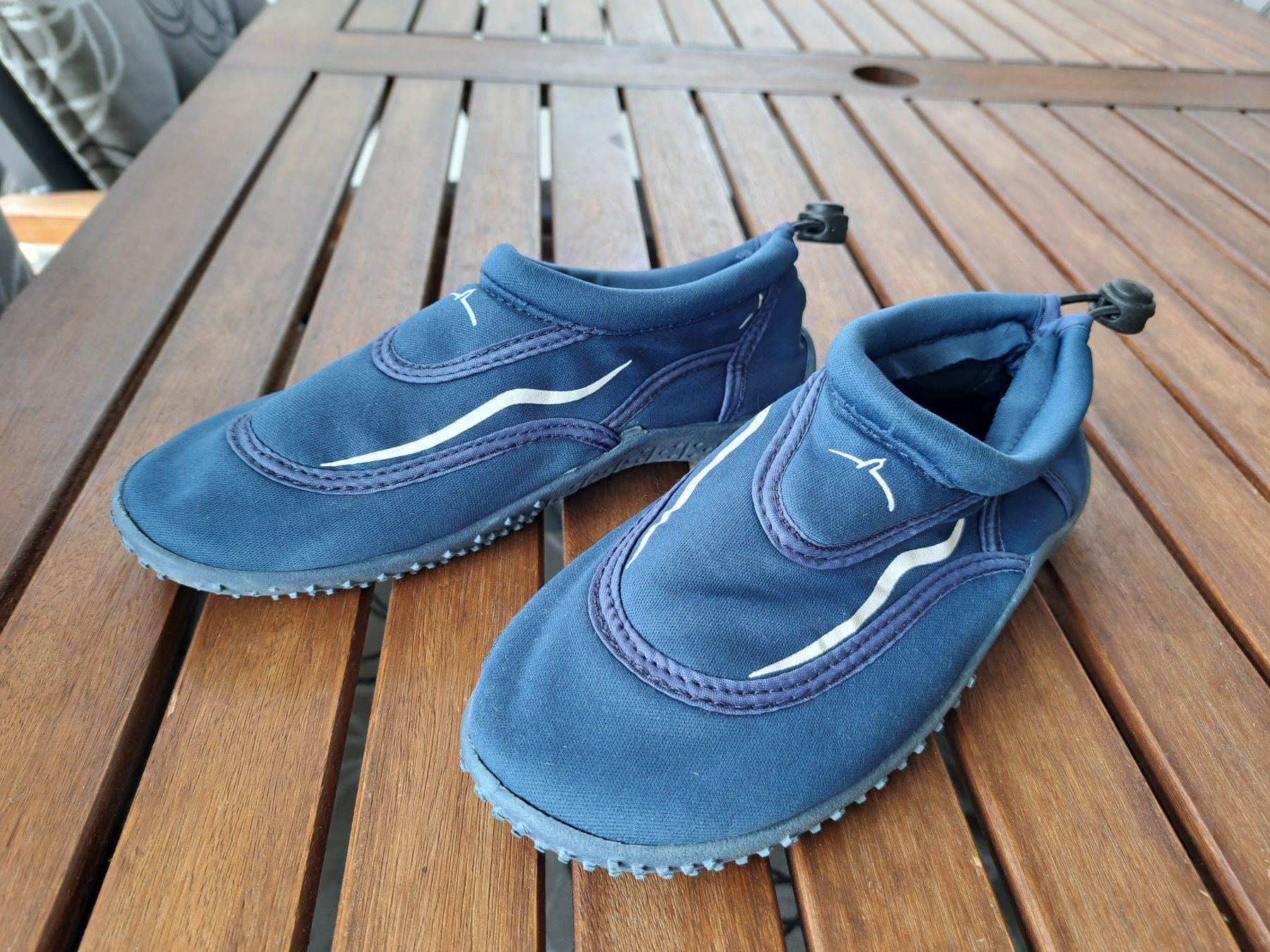 Chaussures garçon: Wasserschuhe gr.31 – D'occasion à Duebendorf par Mauxus 3