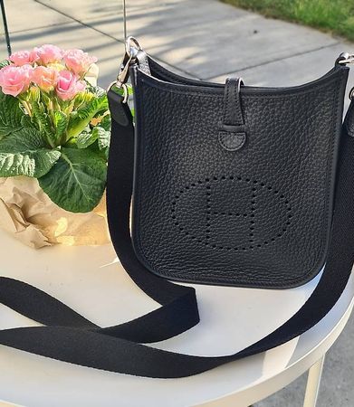 Hermès Evelyne 16 mini Schwarz