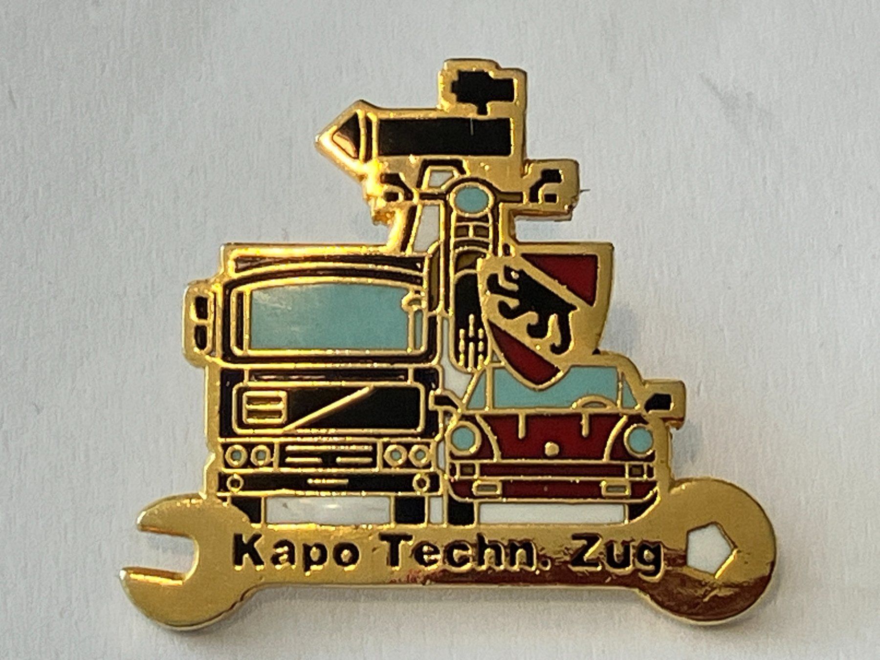 Plaketten & Abzeichen: 1 Pin Kantonspolizei Technischer Zug Bern – Gebraucht aus Basel von djwwpp