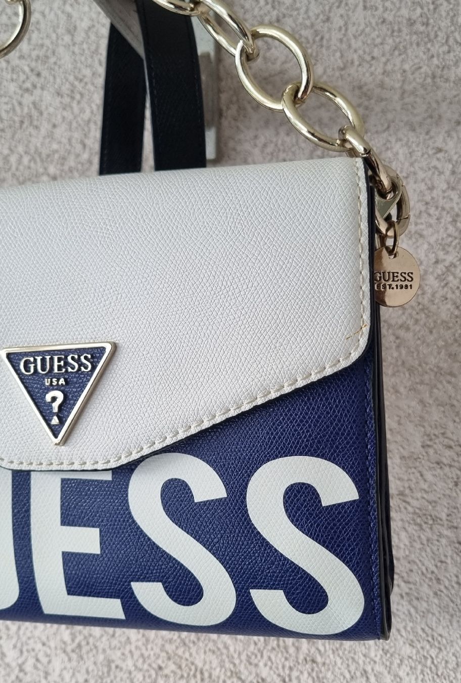 Guess Borse da donna: Guess USA Ledertasche – Usato da Oberriet SG venduto da gimidrip 1