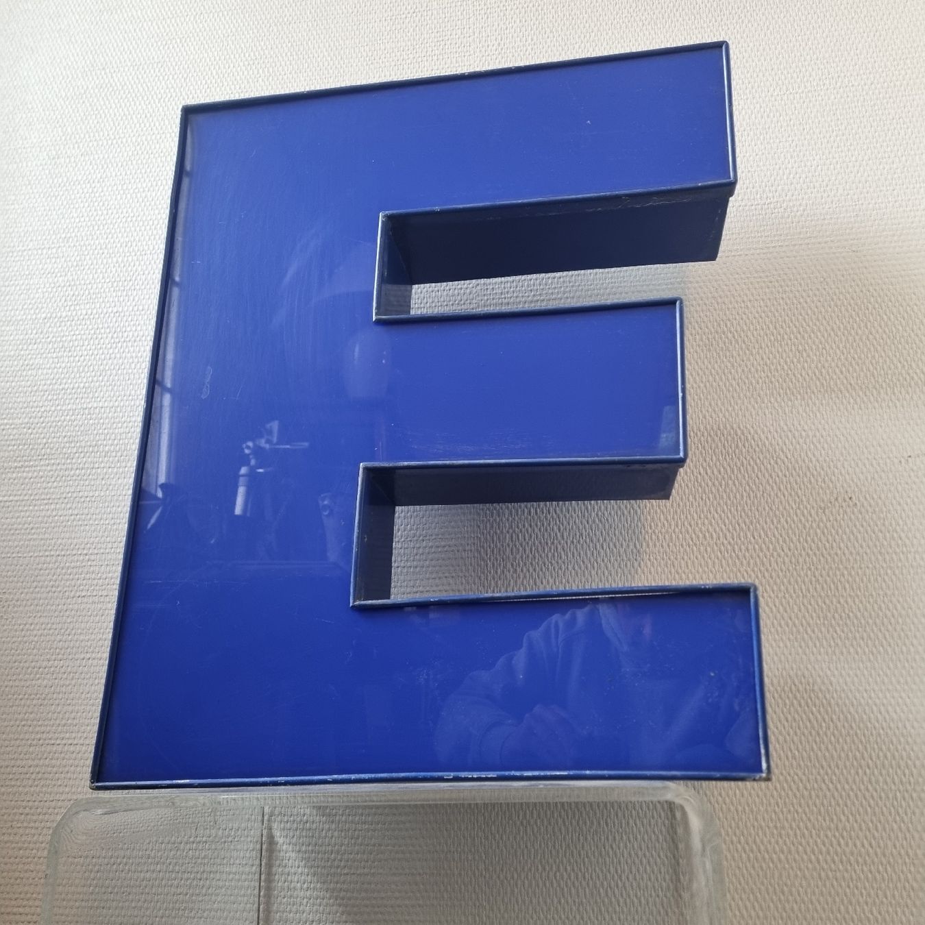 Lampade: Blauer Leuchtbuchstabe "E" Vintage Deko e E – Usato da Trogen venduto da 2ndlifebrocantegmbh 4