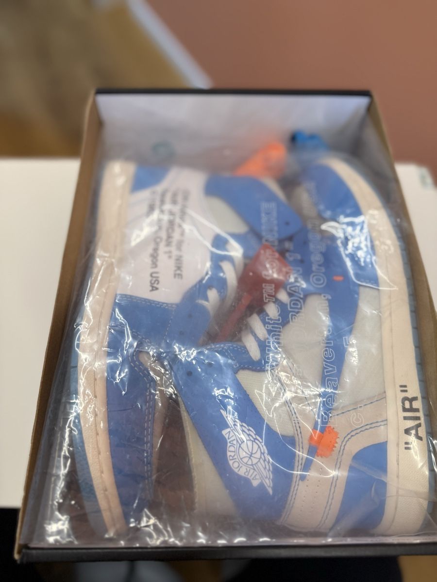 Jordan Herrenschuhe: Jordan 1 retro off white UNC – Gebraucht aus Basel von mha_nyf5 2