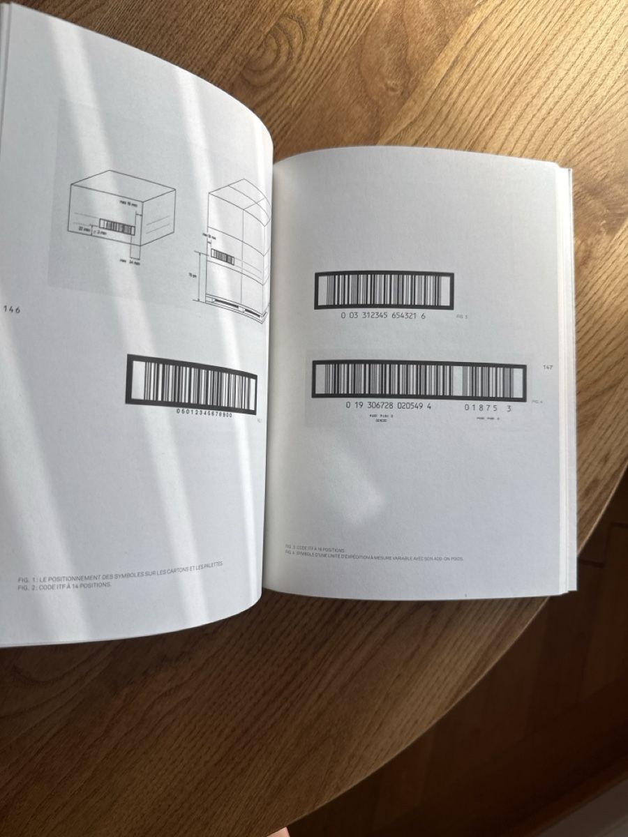 Bücher: Buch Code a barres Pierre Georget Berg International – Gebraucht aus Zürich von sasast 3
