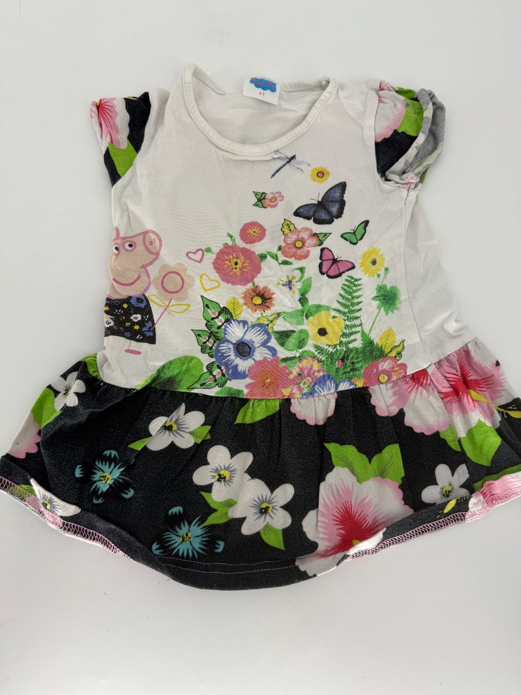 Robes et jupes: Peppa Pig Kleid Gr. 98/104 – D'occasion à Auenstein par moin.