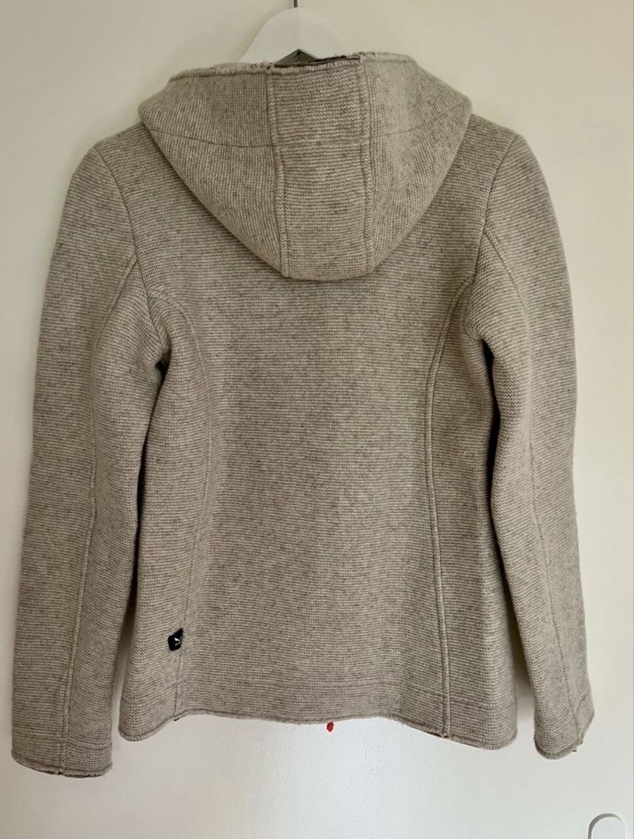 Sherpa Giacche: Salewa Damen Woll-Jacke – Nuovo (secondo la descrizione) da St. Gallen venduto da Debi. 1
