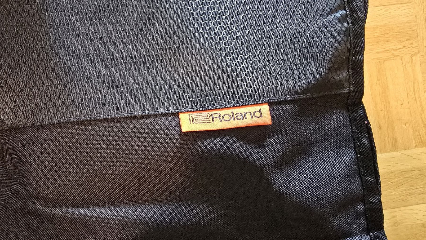 Roland Borse: ROLAND Big Keyboard Bag 76 Keys Version, NEU, Ungebraucht – Nuovo (secondo la descrizione) da Weinfelden venduto da musilok 1