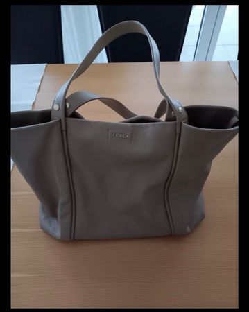 Furla Ledertasche, geräumig & stilvoll