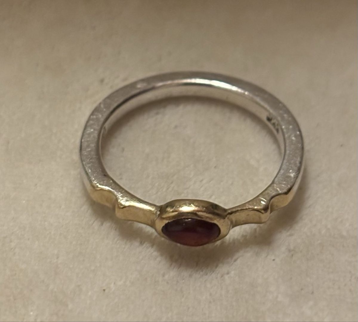 Anelli: Ring 925 Silber ovaler Stein Grösse 48 – Nuovo e nell'imballaggio originale da Köniz venduto da Vamp-Wer 1