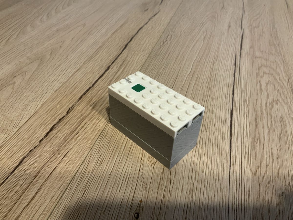 Lego Baukästen: Lego Hub Art. Nr. 88009 – Gebraucht aus Wil SG von sabine.heinrich 1