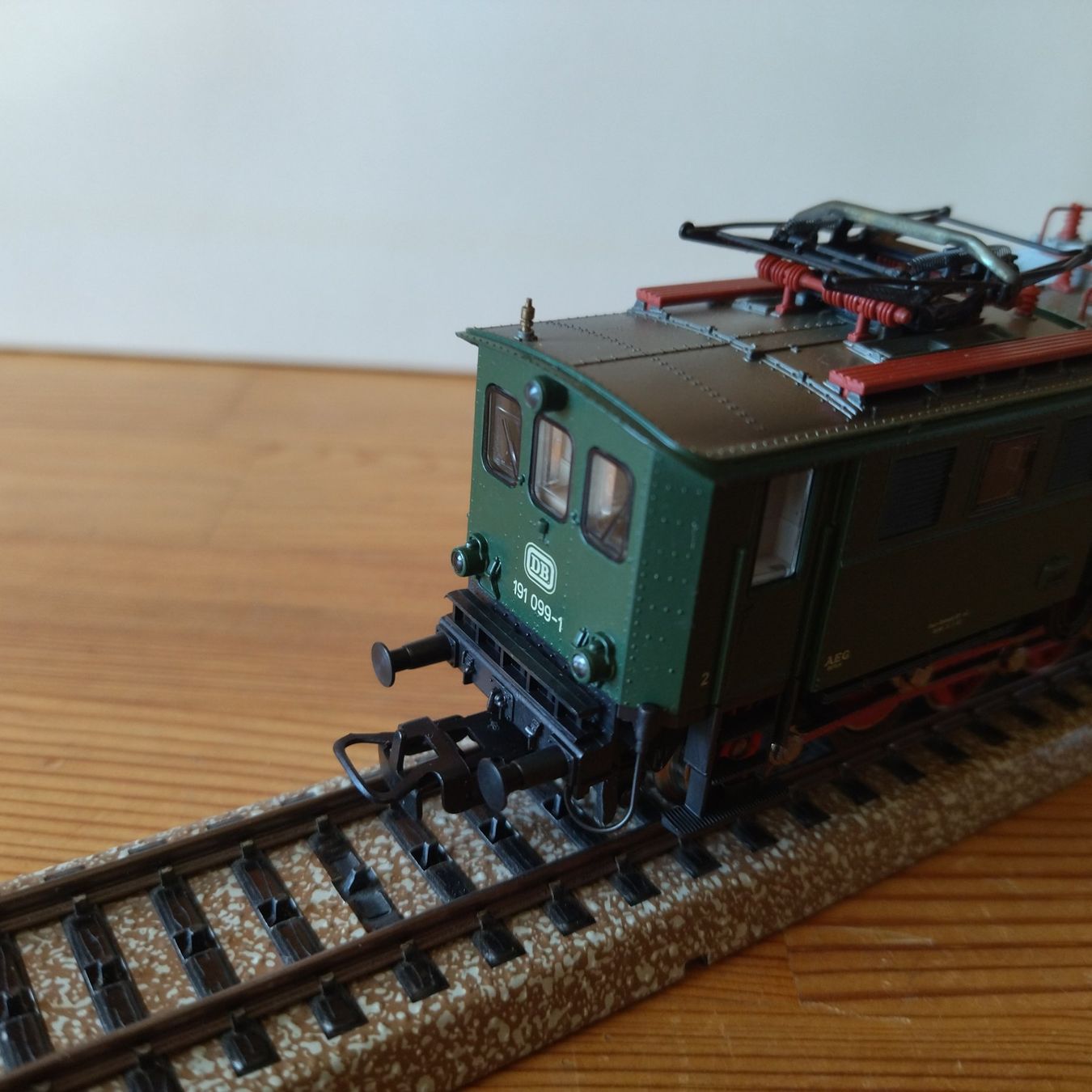 Märklin Modellini di ferrovie: Märklin Lok BR 191 (940) – Usato da Basel venduto da BeanieUp 3