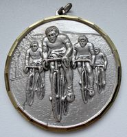 Radsport Medaille Velorennen Relief Gross