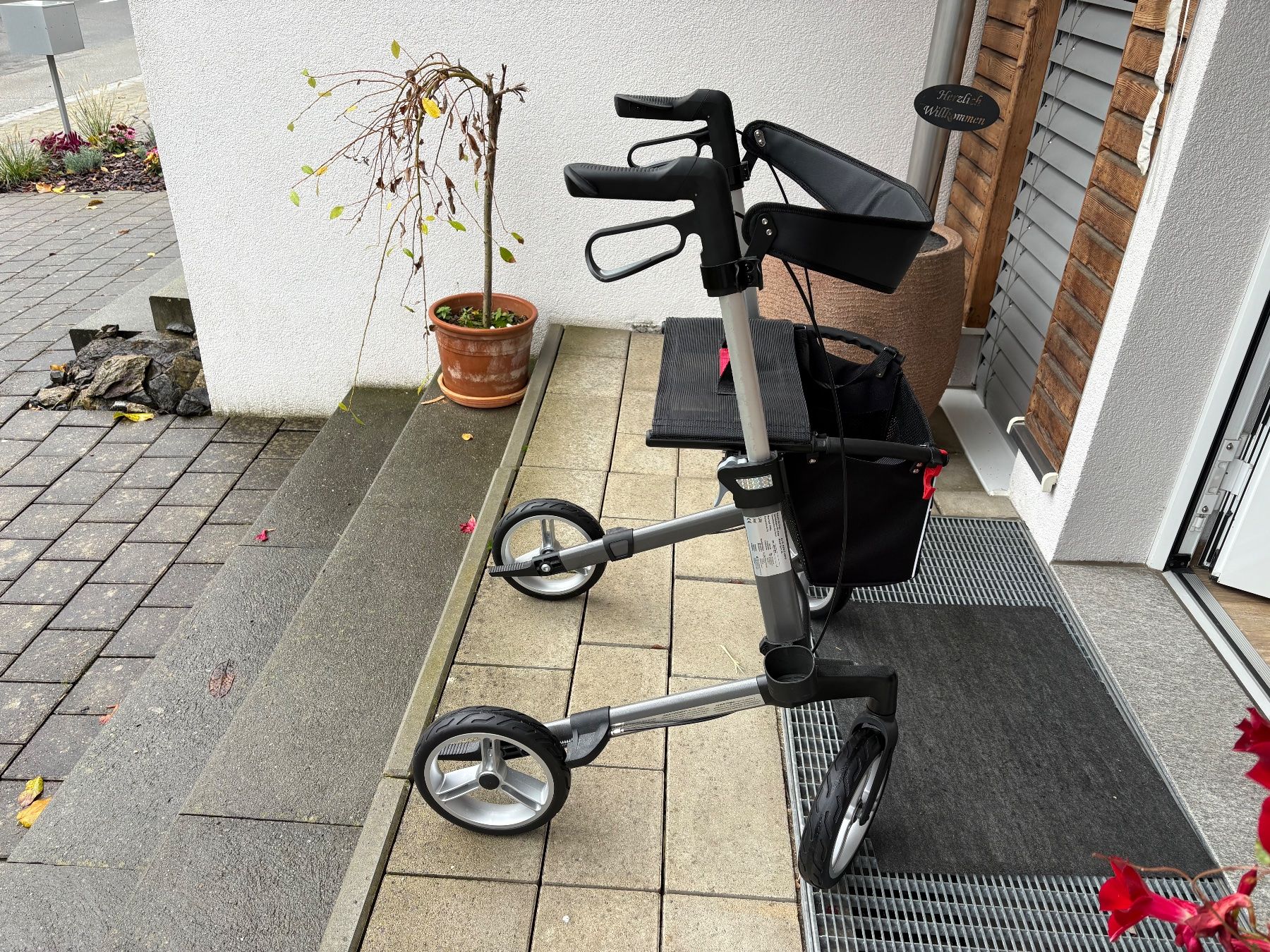 Ausili per la deambulazione: Rollator – Usato da Wilihof venduto da gogoh76 1