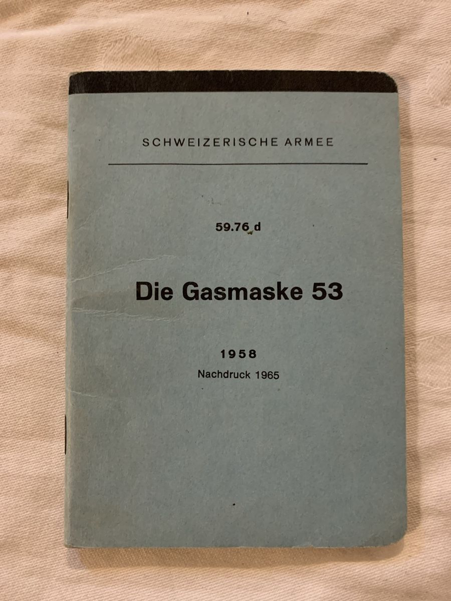 Libri: Reglement die Gasmaske – Usato da Dotnacht venduto da tmn_8