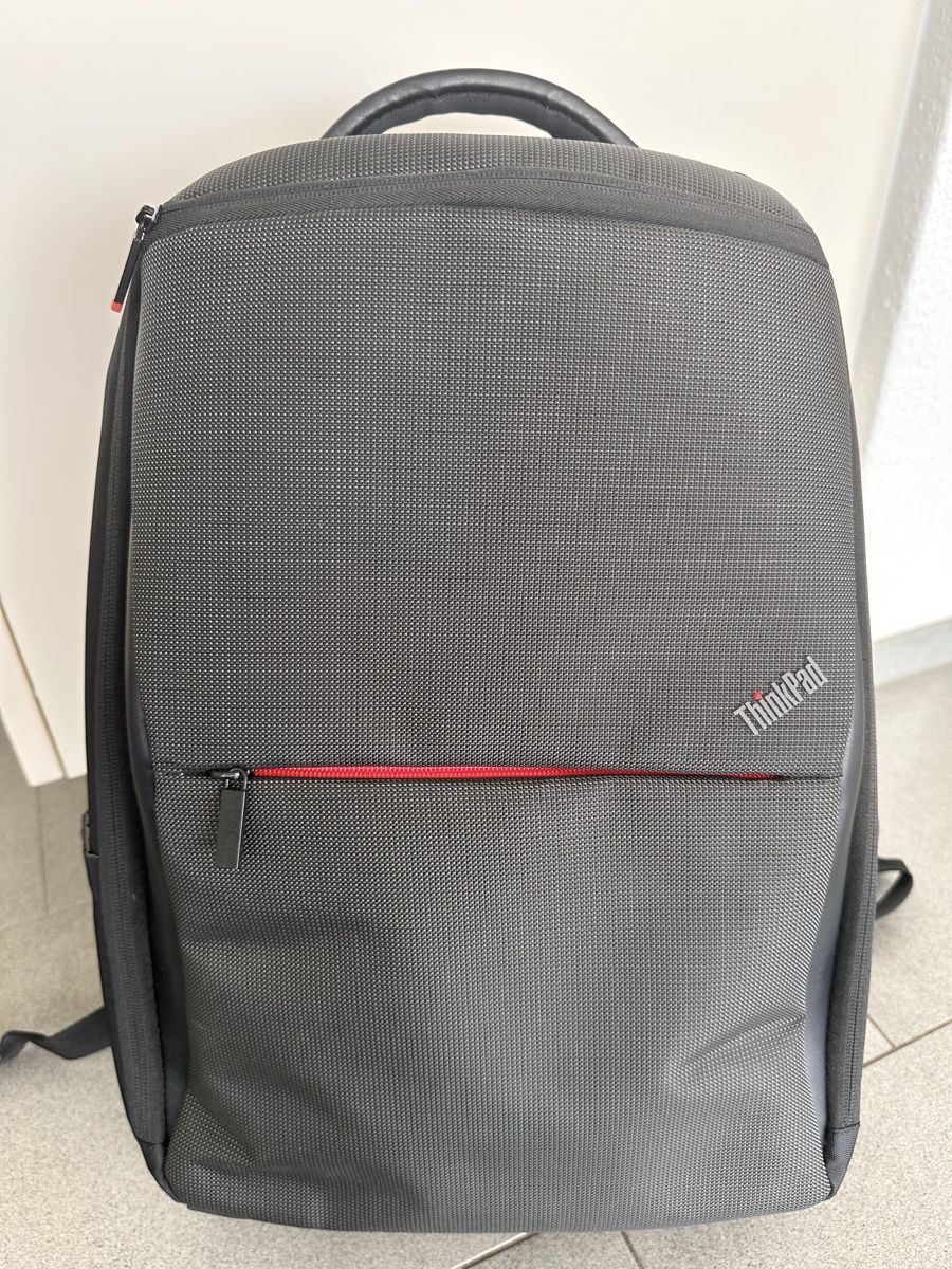 Lenovo Zaini: ThinkPad Professional Rucksack – Nuovo (secondo la descrizione) da Eschenbach SG venduto da mo_lucky 1