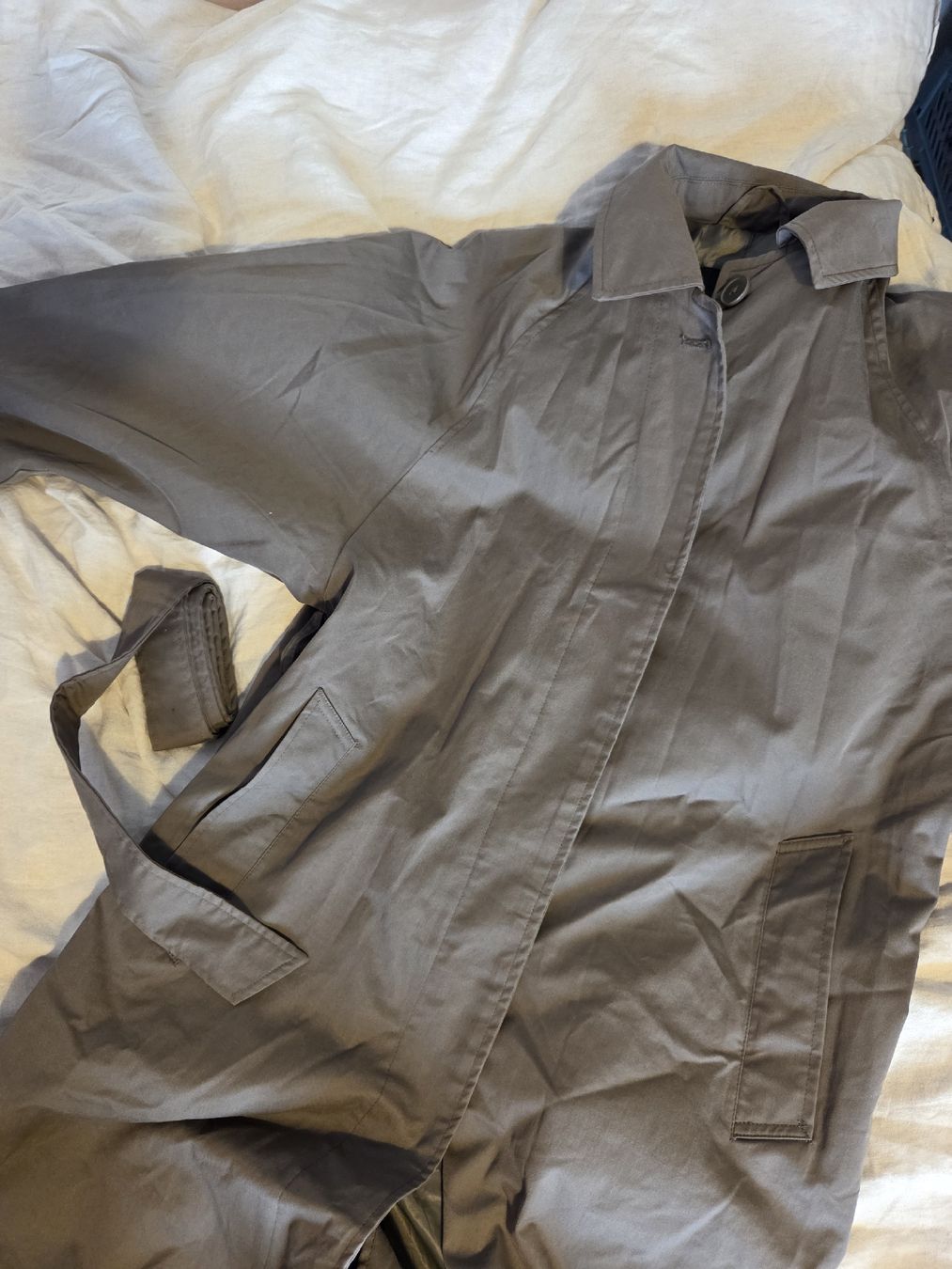 Pull&Bear Mäntel: Grauer Trenchcoat – Neu (gemäss Beschreibung) aus Bern von leloskiosk 2