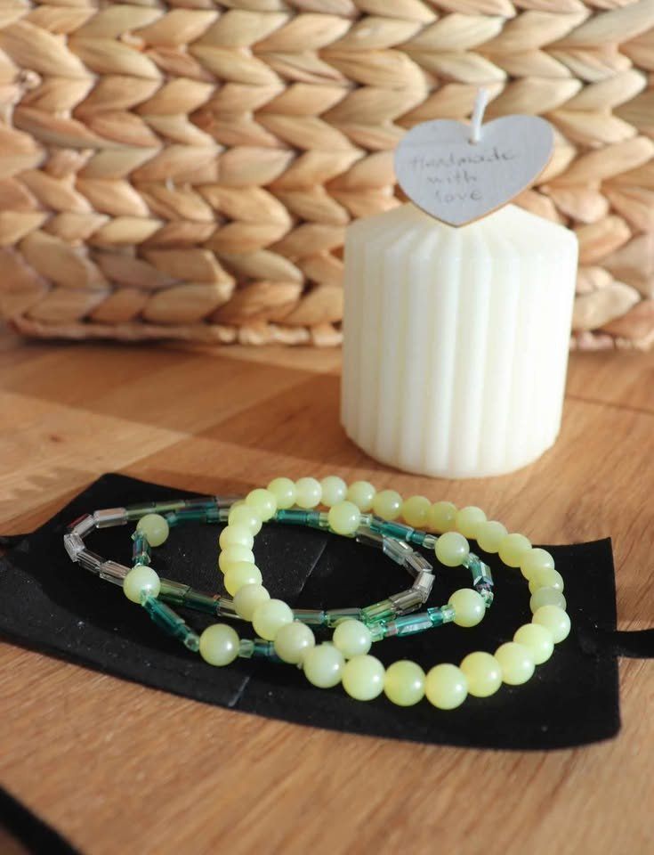 Bracciali & Braccialetti: Neu Handmade Bracelet - Natural Lemon Stone – Nuovo e nell'imballaggio originale da Birmensdorf ZH venduto da Nanu-R