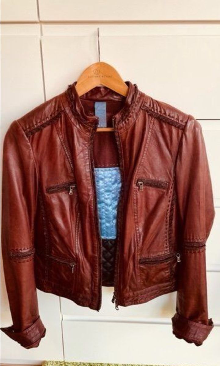 Jacken: Lederjacke Grösse M Damenlederjacke Braun – Gebraucht aus Ostermundigen von des_t9vv 5