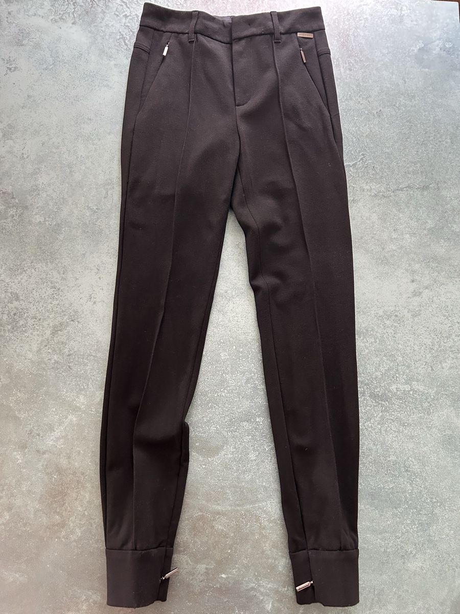 Strenesse Pantaloni: STRENESSE SCHMALE KLASSISCHE HOSE – Usato da Nidfurn venduto da cejeisda
