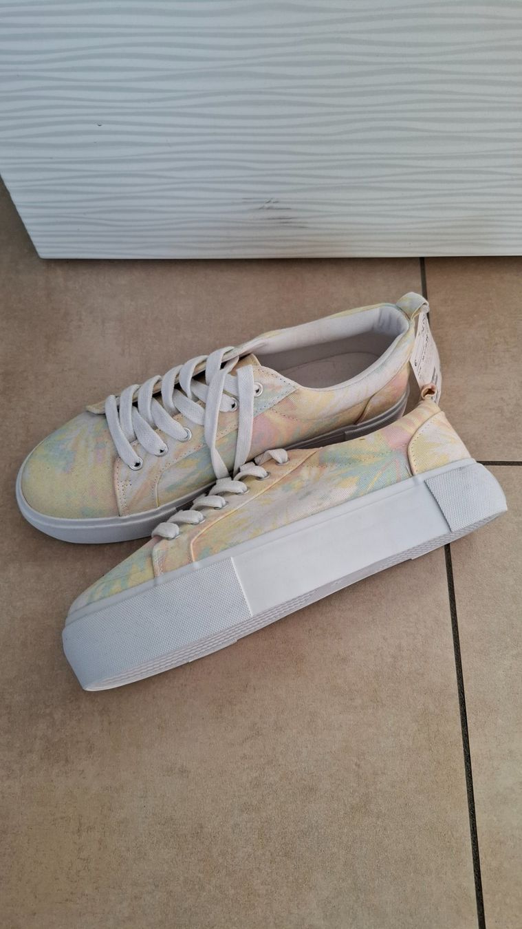 Scarpe da donna: Mode Sneaker - Grösse 39 – Nuovo (secondo la descrizione) da Rickenbach b. Wil venduto da VeryLovelyThings 2