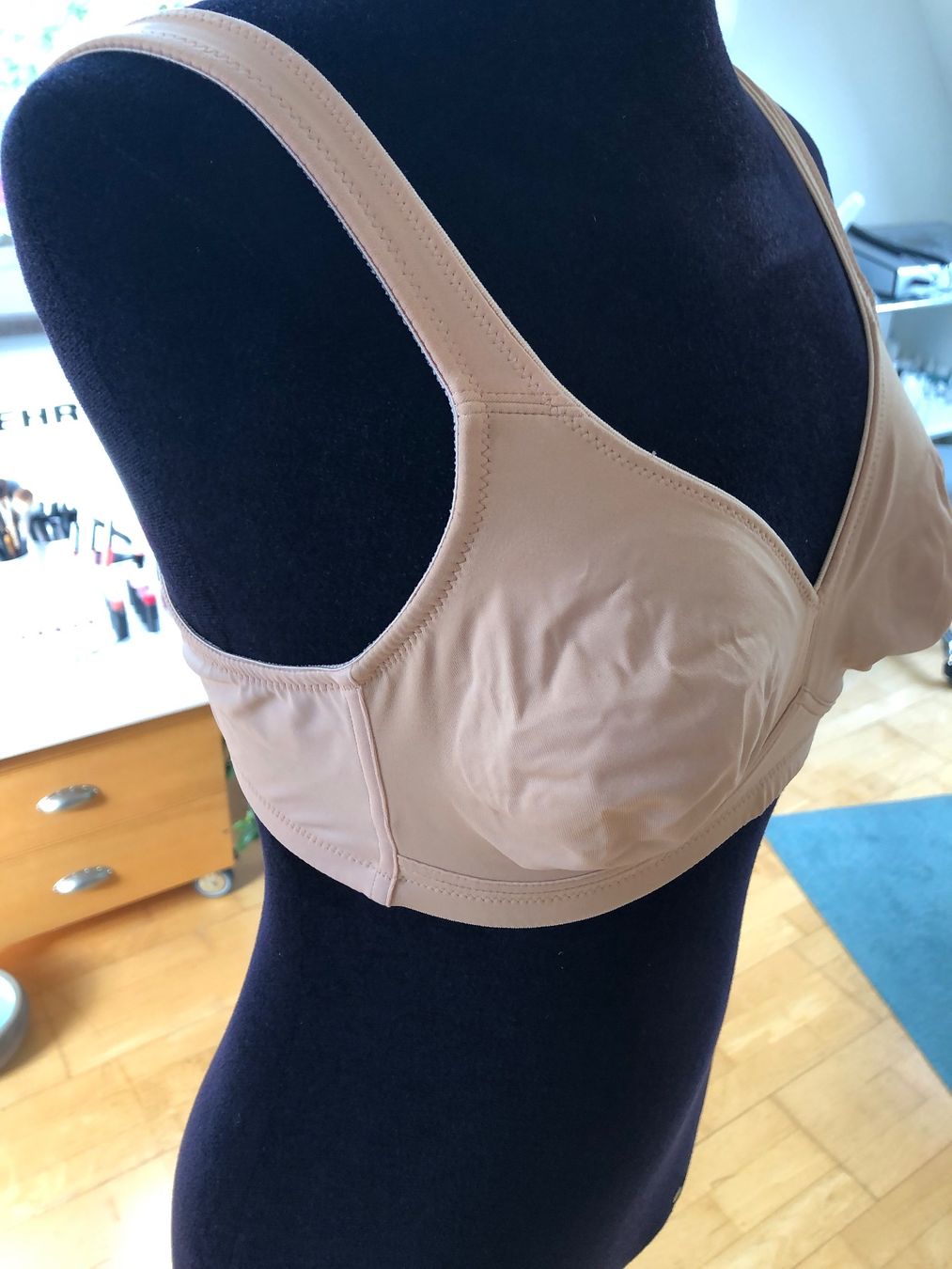 Altra biancheria intima: Beiger BH, Grösse 75C,  guter Zustand – Usato da Arlesheim venduto da leyRum4.5 2