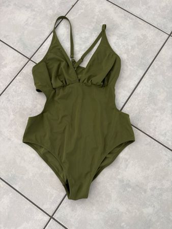 Badeanzug Bodyflirt grün EUR 46 neu mit Etikett