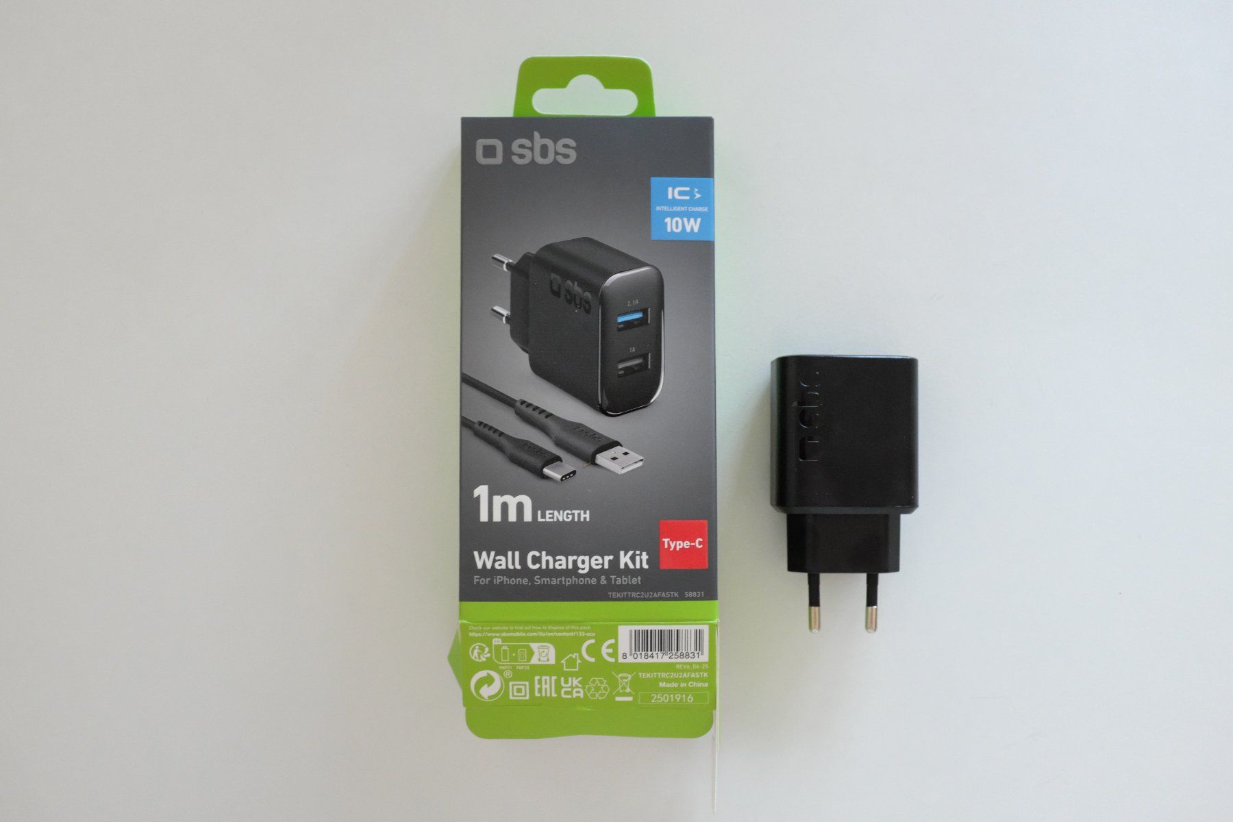 Câbles: USB Ladekit USB 2.0 - Typ C 2.0 – D'occasion à Basel par chu_d5w2