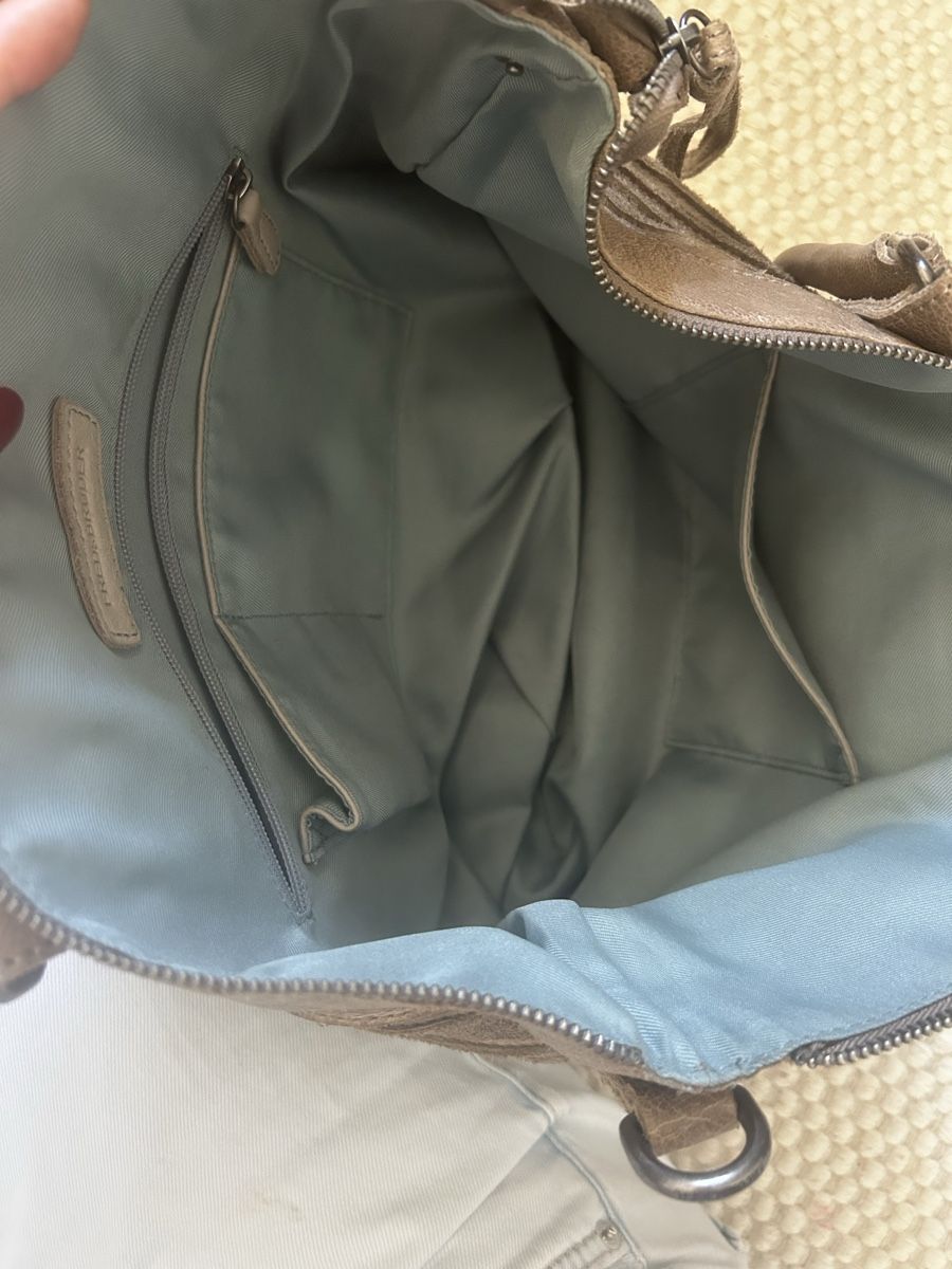 FredsBruder Sacs femmes: Fredsbruder Ledertasche – D'occasion à Uster par alin13e 2