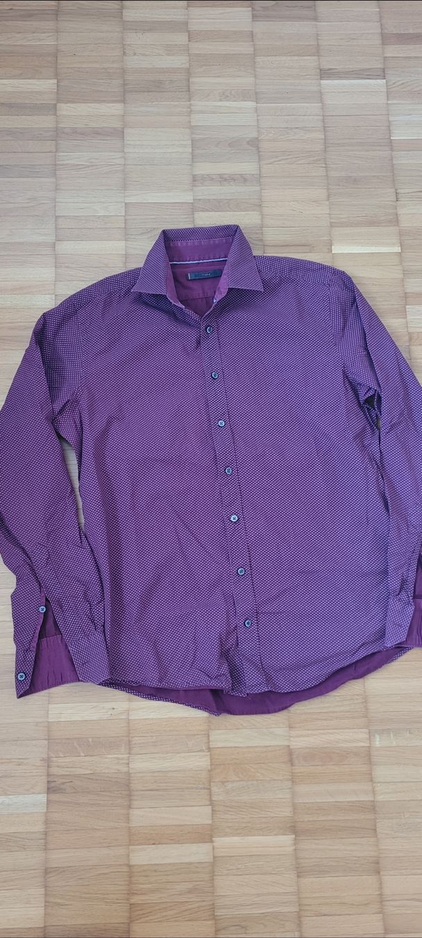 Camicie: Herren Hemd Gr. L Weinrot Gr L – Usato da Emmenbrücke venduto da gatasalvache 1