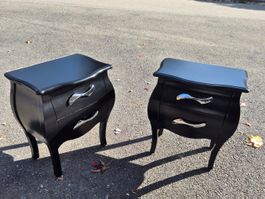 2 tables de nuit noires style baroque