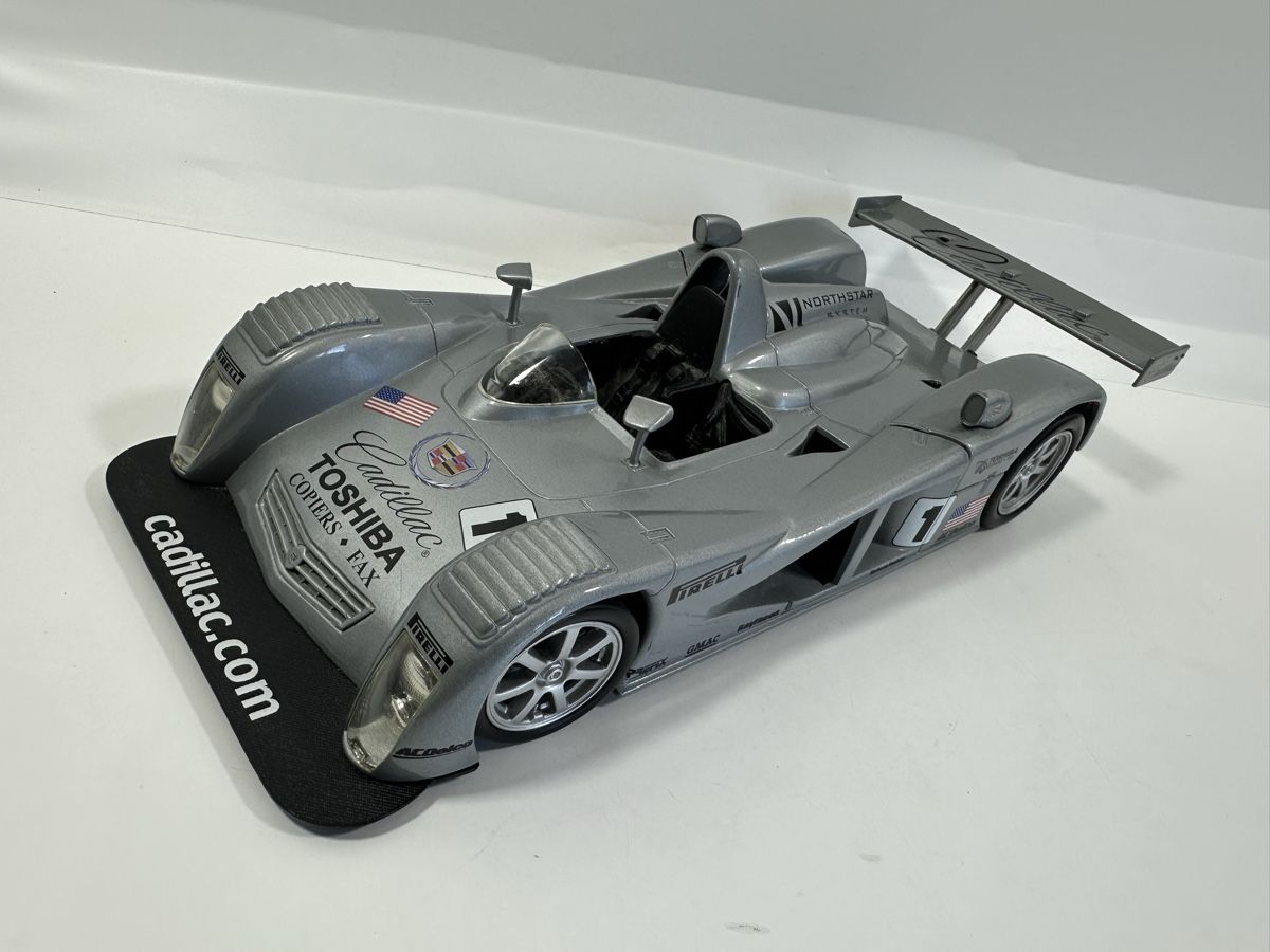 Hot Wheels Modellini d'auto: Cadillac Northstar LMP 1:18, silbrig, HOT WHEELS  – Usato da Zofingen venduto da rf9_x2xt 1