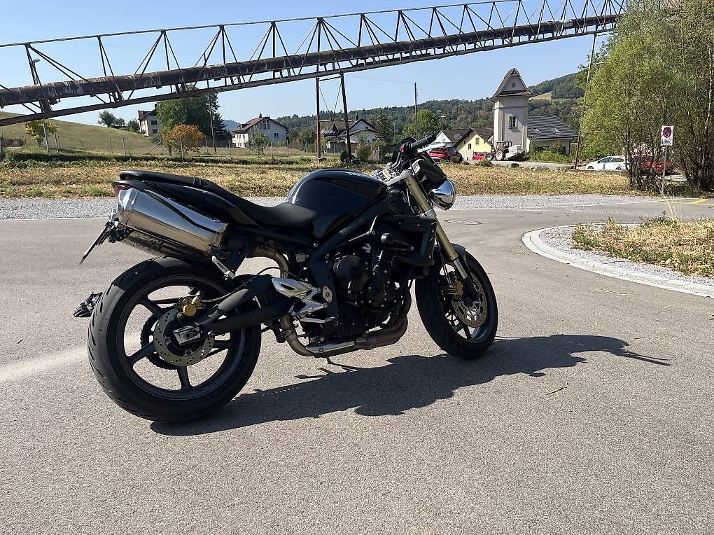 Triumph Strasse: Triumph Street Triple 675 – Gebraucht aus Remigen von M_URG_S 1