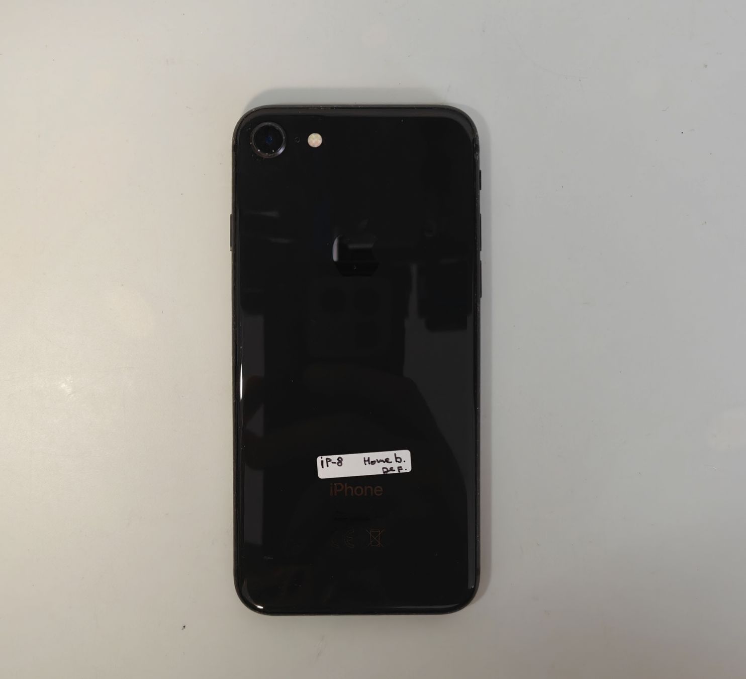 Apple Handys / Smartphones: iPhone 8 – Gebraucht aus Ehrendingen von Rocky985 1