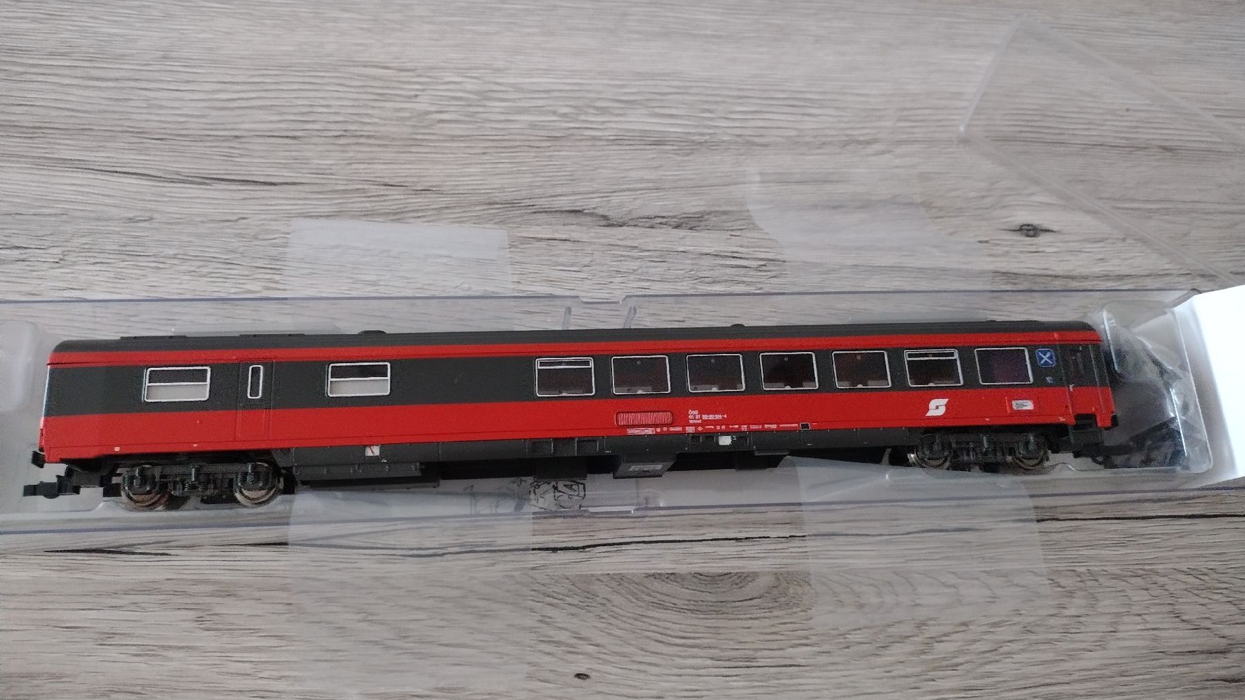 Roco Modellini di ferrovie: Voiture restaurant OBB – Nuovo e nell'imballaggio originale da Vevey venduto da tgv3 3