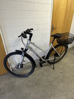Trekkingrad Cube Pro GTS 28 Zoll Rahmenhöhe 54 cm weiss