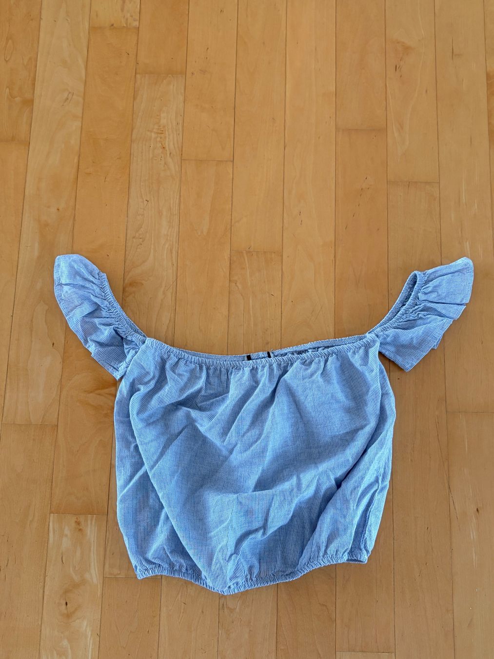 Brandy Melville Top: Brandy Melville Sommertop blau – Usato da Urdorf venduto da roses202