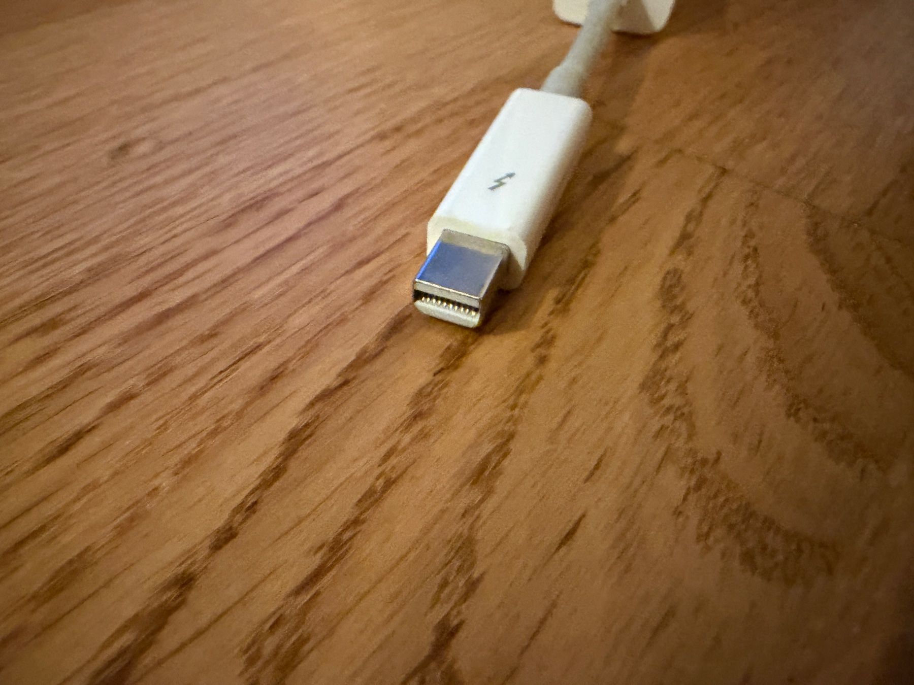 Apple Unità & Adattatore: Apple Adapter Thunderbolt auf Netzwerk RJ45 – Usato da Basel venduto da durelm 2