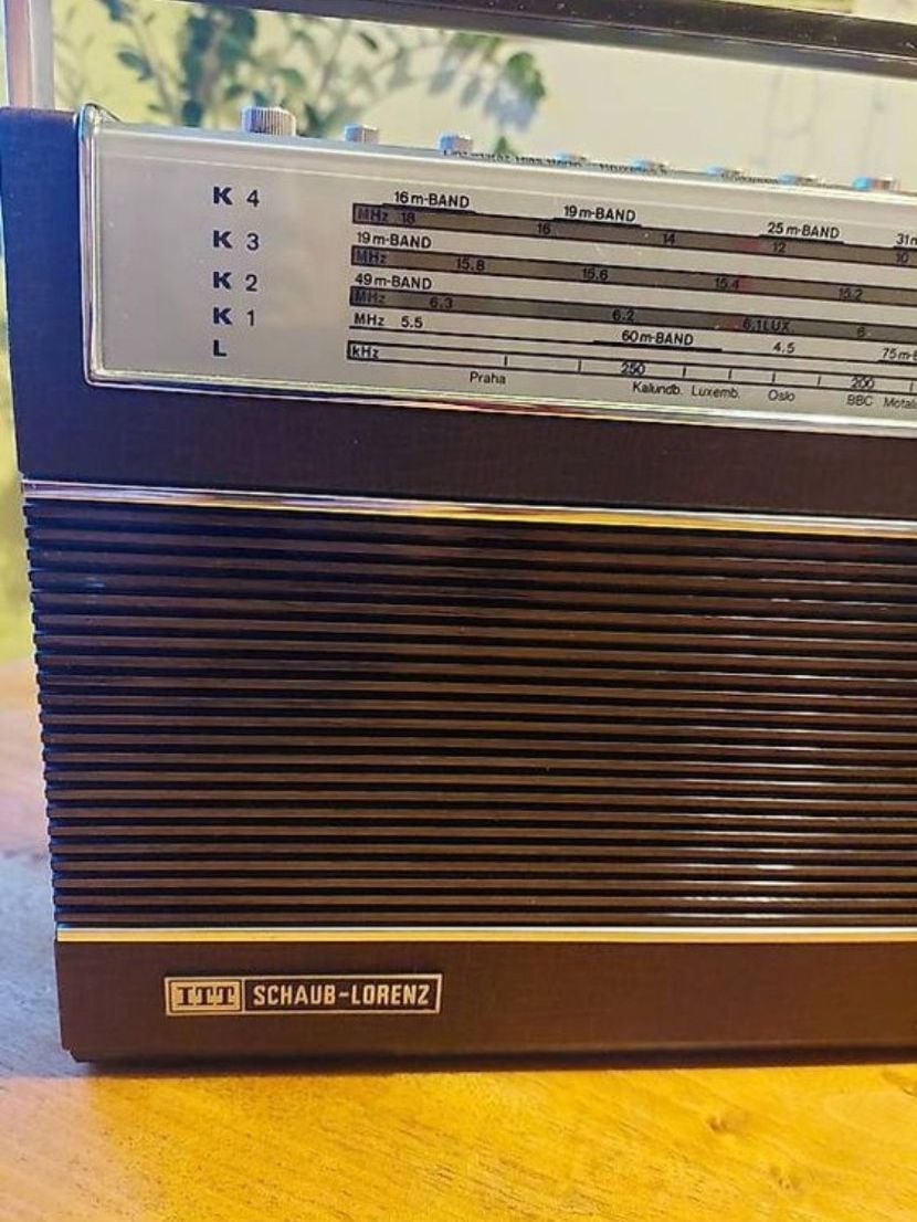 Radio: Vintage Radio – Usato da Zürich venduto da ElAnnsi 3
