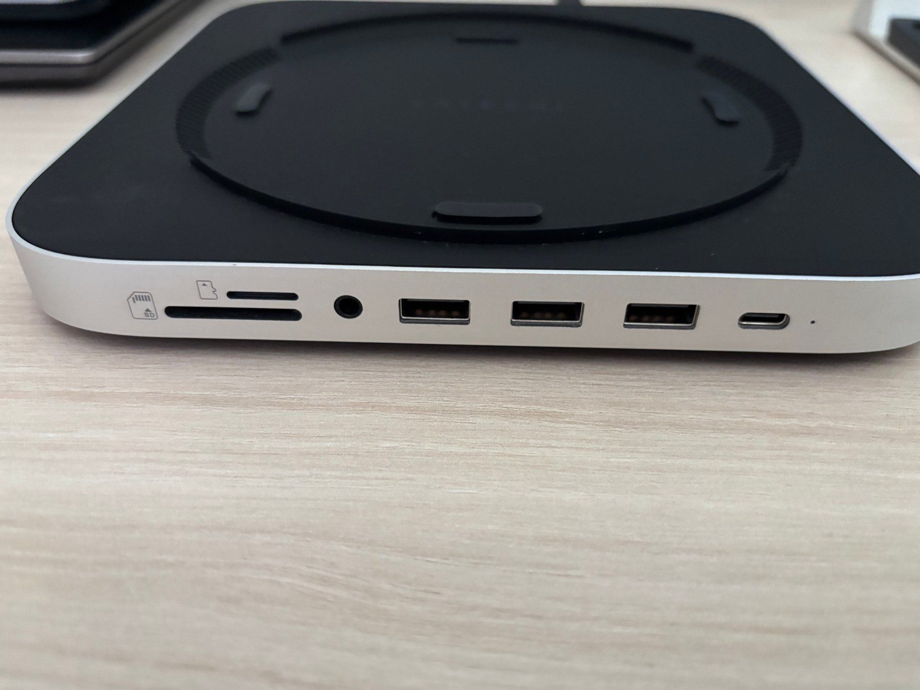 Satechi Hubs & Switches: SATECHI Mac mini Hub & Ständer – Gebraucht aus Zwillikon von Schumacherinc 3