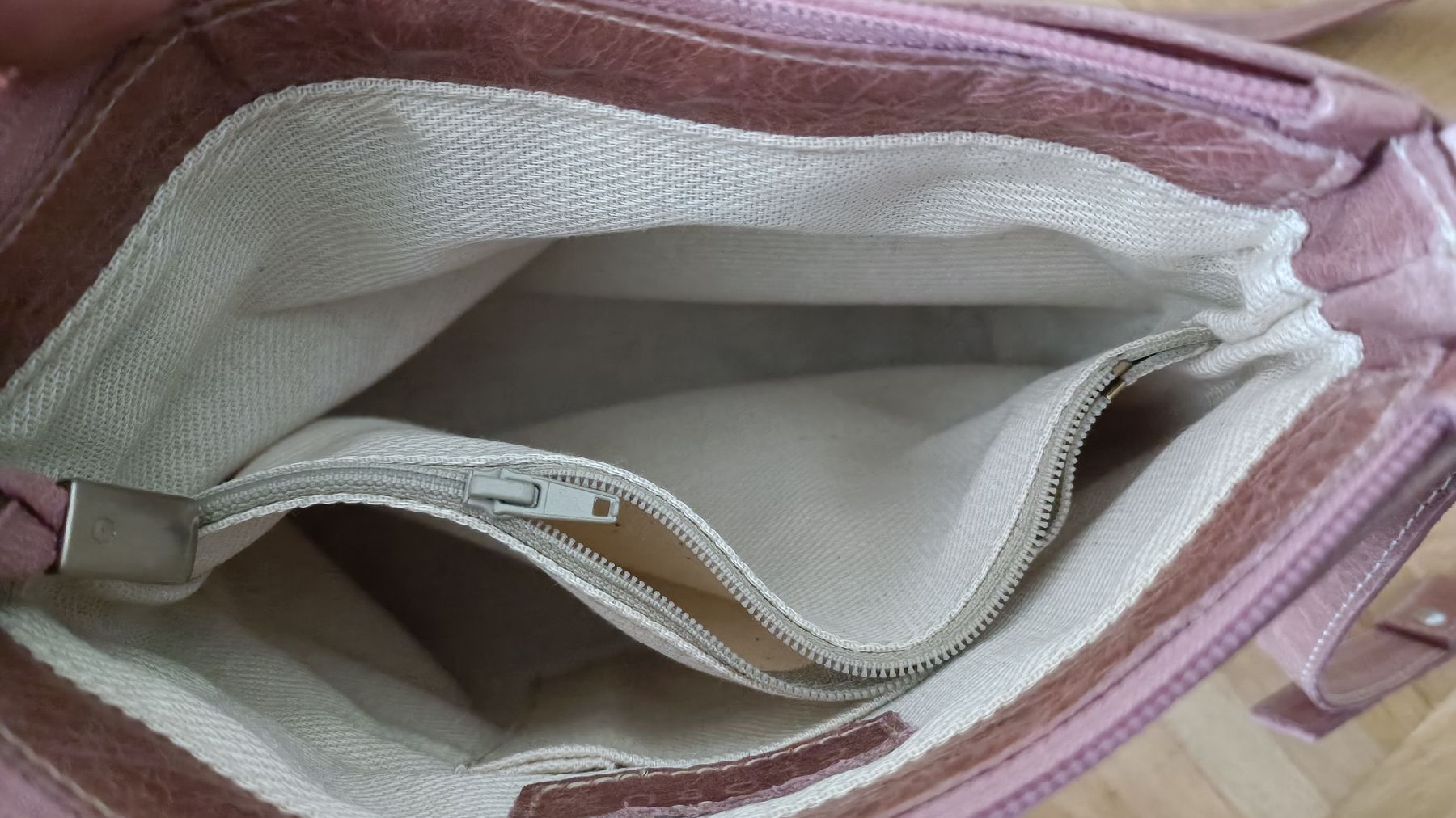 Borse da donna: Vintage Umhängetasche aus Leder – Usato da Baden venduto da zuppel 3
