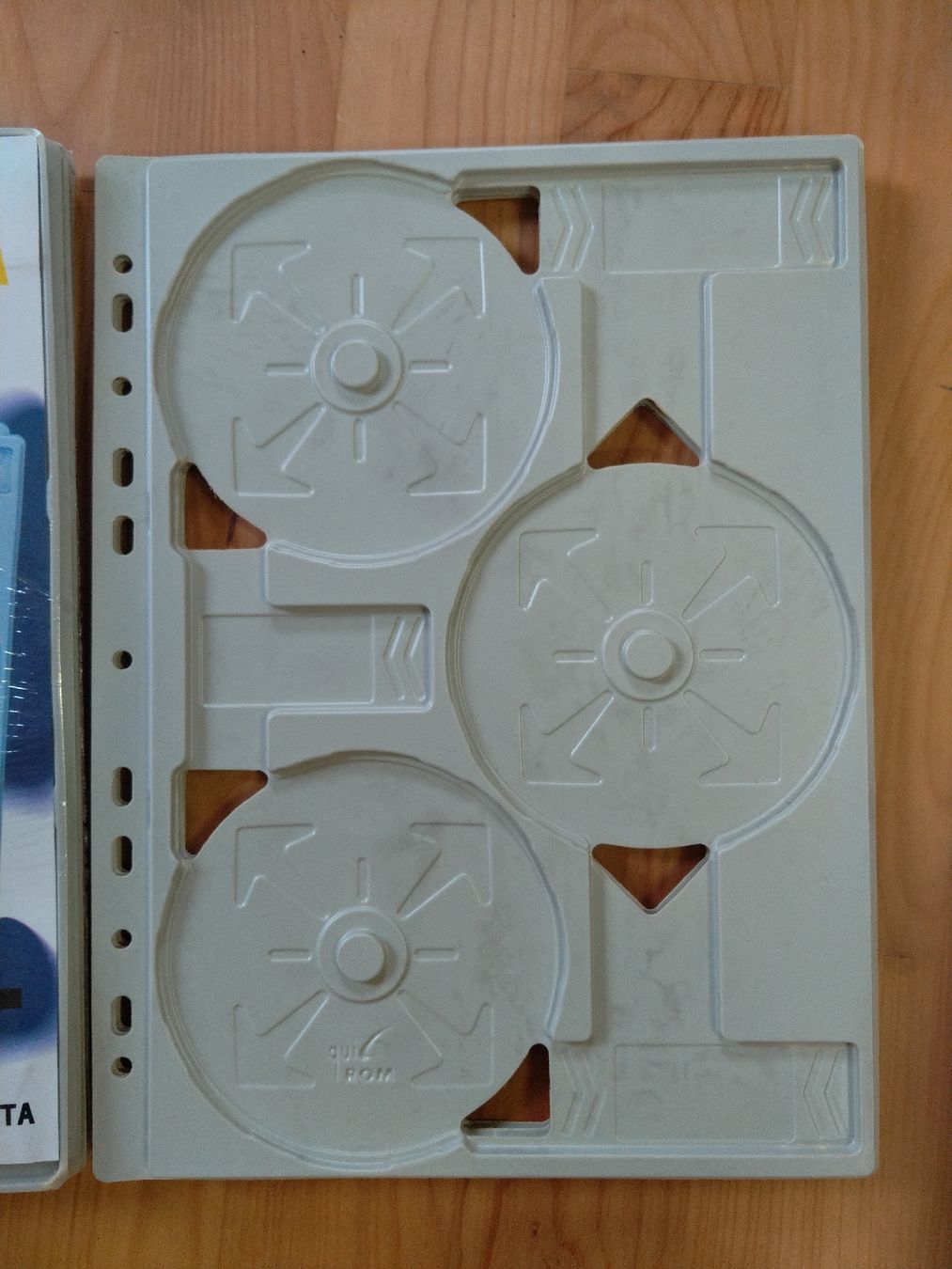 Raccoglitori: New QuiCrom CD Storage Binder 5 Stück – Nuovo (secondo la descrizione) da Dierikon venduto da tasticfantastic 1