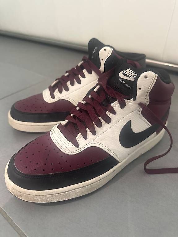Chaussures hommes: Nike Gr. 40.5 – D'occasion à Stetten AG par mik_2mq8