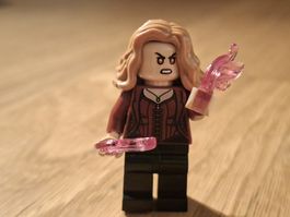 LEGO Marvel Minifigur Scarlet Witch 
