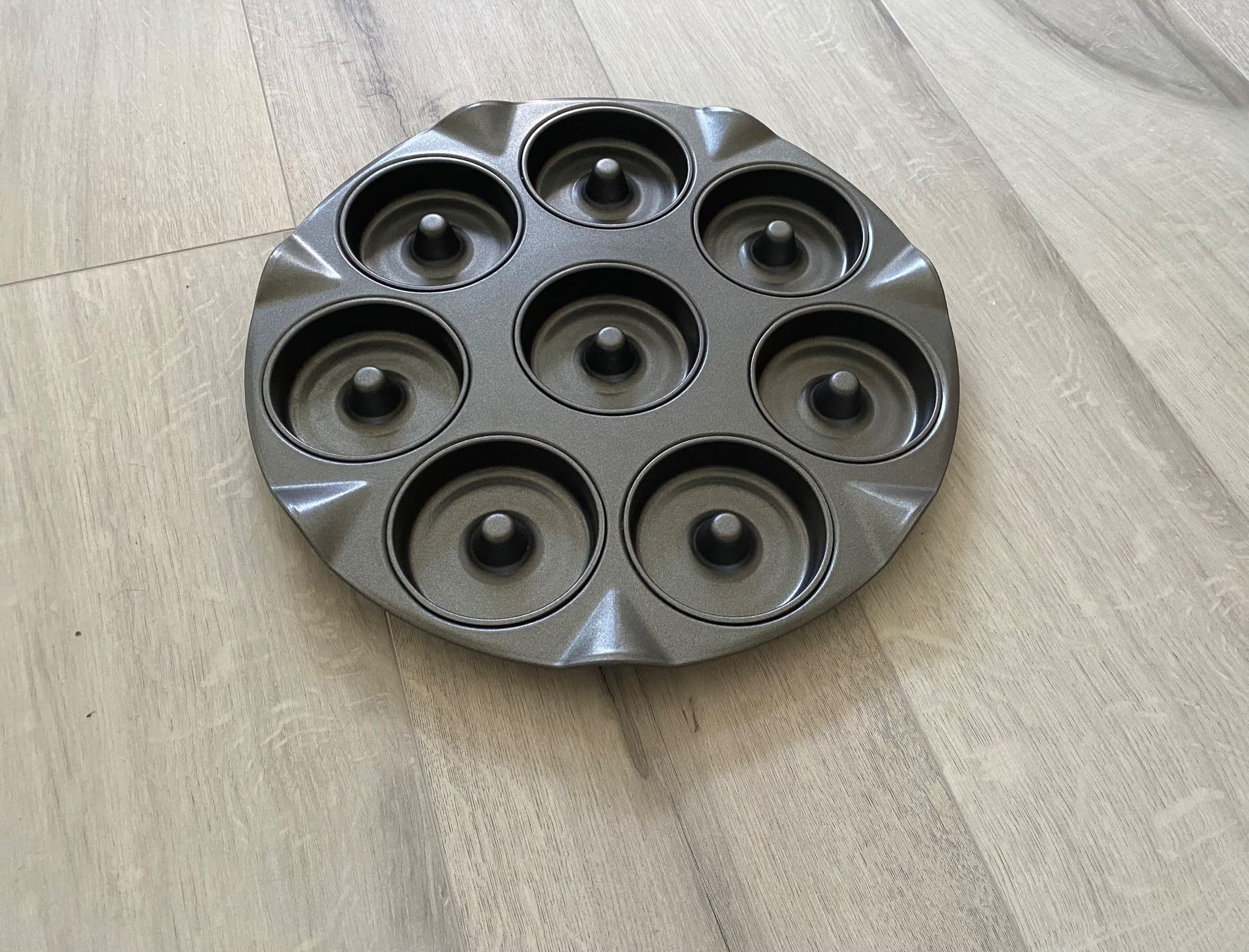 Teglie da forno: Apfel Chüechli Backform Apfelküchlein Küchen Chüechliblech – Nuovo (secondo la descrizione) da Dottikon venduto da 6571 1