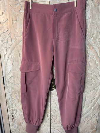 Stylische Cargohose Dunkles Altrosa - S