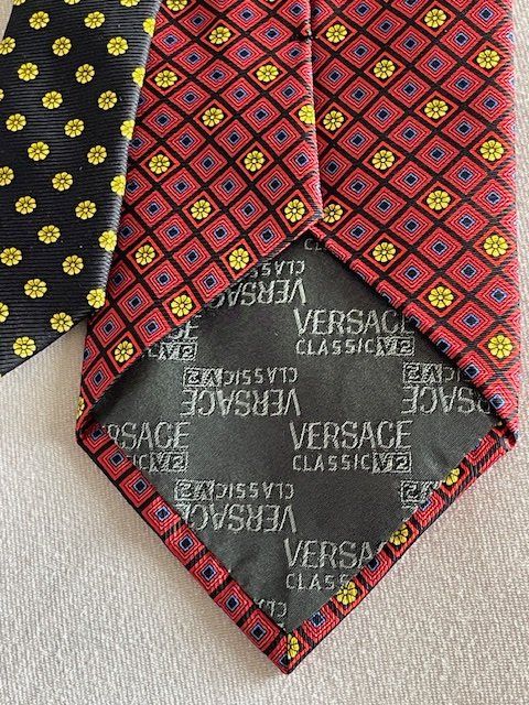 Versace Cravatte: Versace Classic Krawatte – Nuovo (secondo la descrizione) da Arlesheim venduto da cocoandco 3