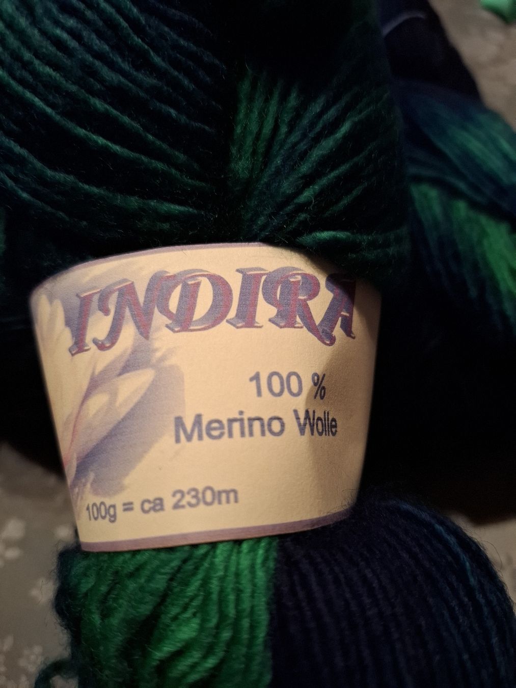 Wolle: Edle Merinowolle, Indira, Farbe Grün/Blau, 700g, – Neu (gemäss Beschreibung) aus Buchrain von Sracer0 1