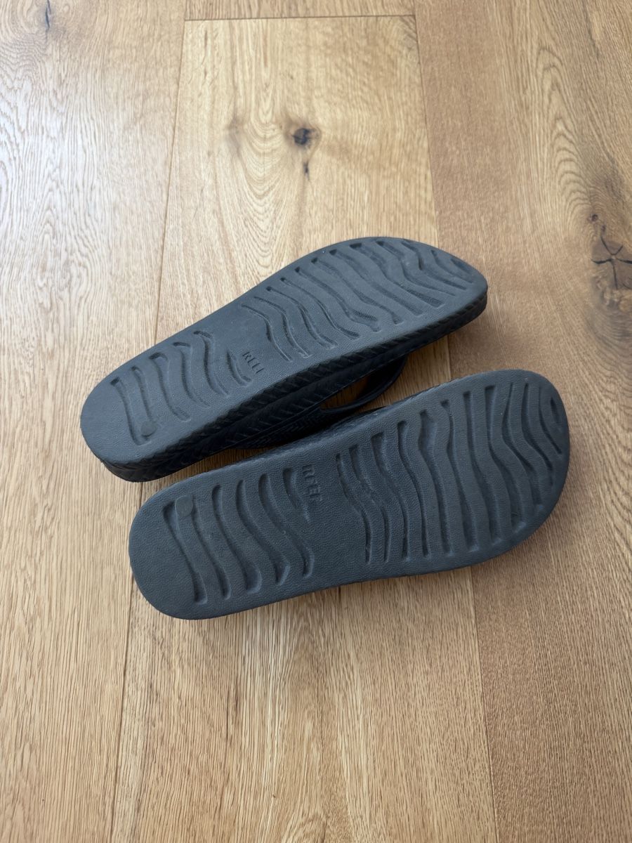 Scarpe da donna: Reef - Water Court Flip Flops, Gr. 37.5 – Usato da Interlaken venduto da fbnscl 4