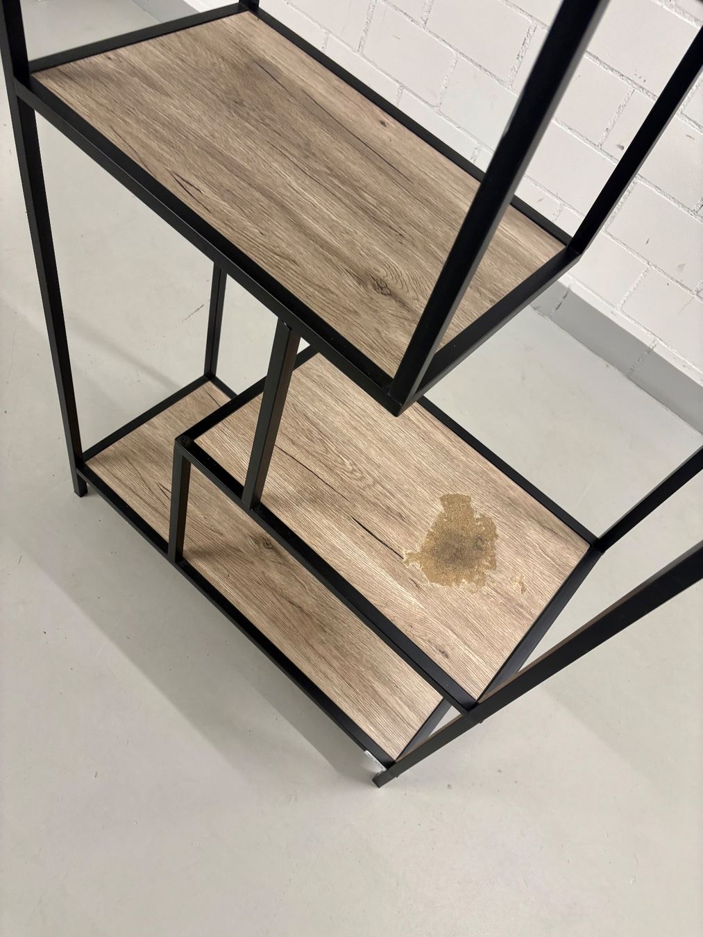 Scaffali: GESTELL, METALL, REGAL, DESIGN, SCHWARZ, EICHEN-LOOK – Usato da Dachsen venduto da Sven_Jasper 4