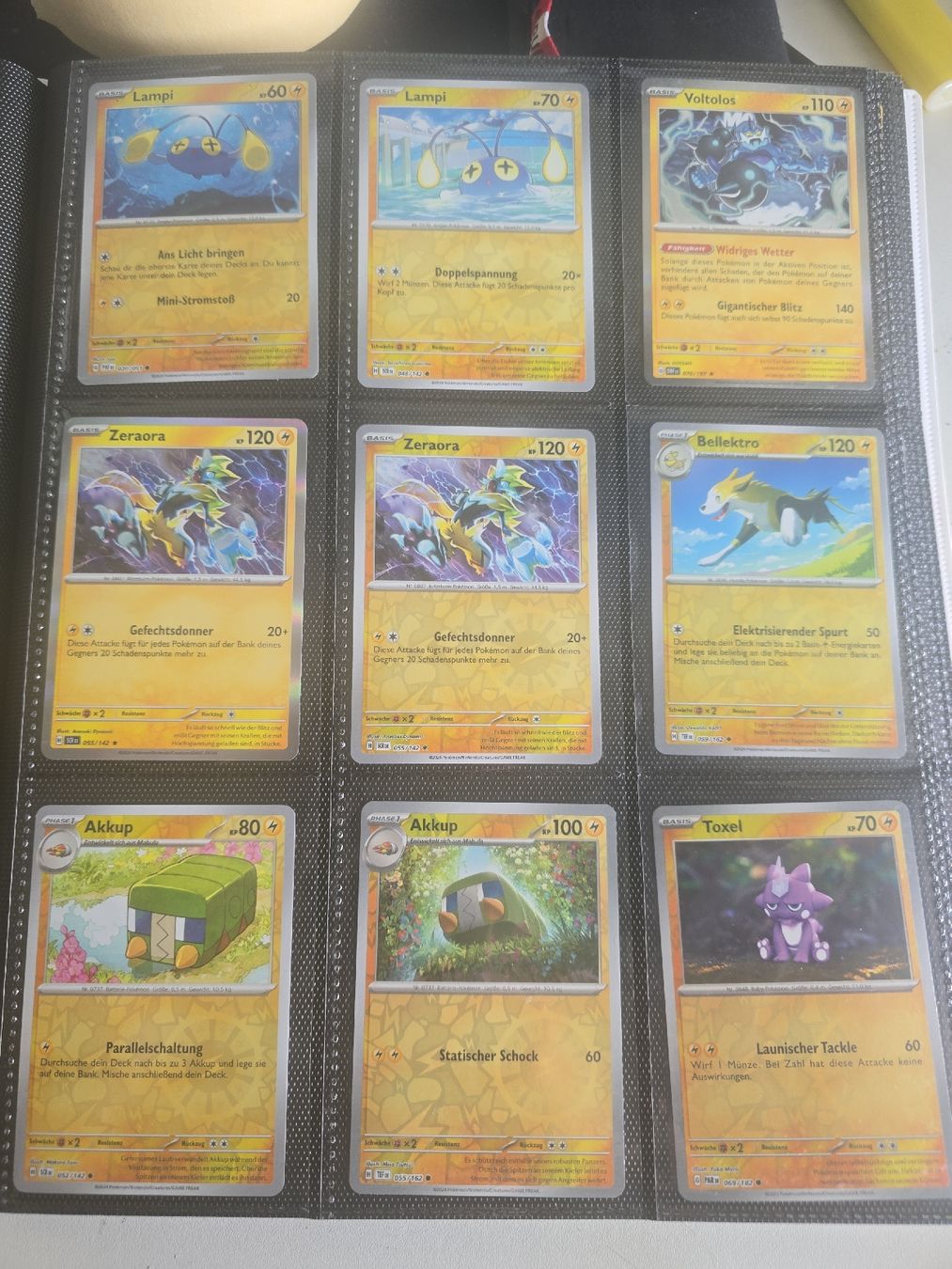 Pokémon Carte collezionabili: Pokémon Elektro Reverse Holo Bundle, 35Stk. DE – Nuovo (secondo la descrizione) da Pfäffikon SZ venduto da gmw_8nk9 2