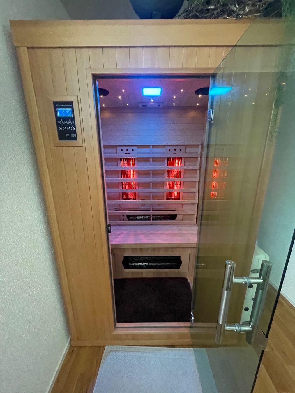 Sauna & Zubehör: Neuwertige Infrarot Sauna WST – Gebraucht aus Dietikon von cheerbby